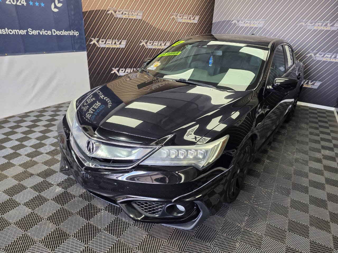 Used 2017 Acura ILX FWD image 2