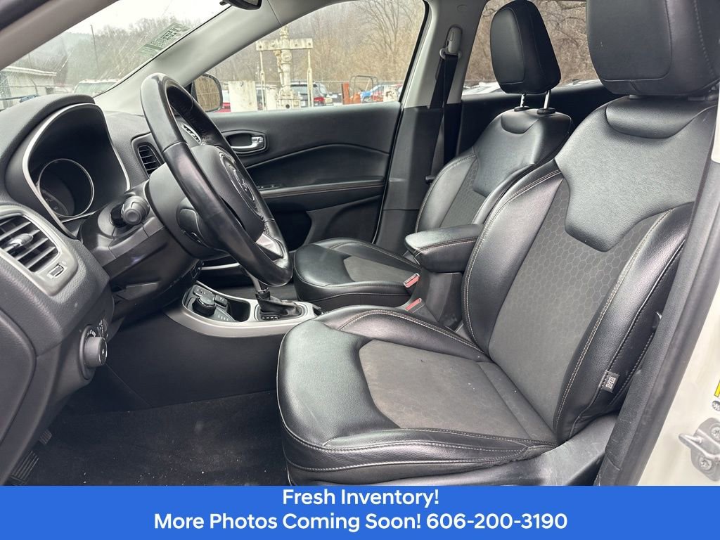 Used 2019 Jeep Compass Latitude image 9