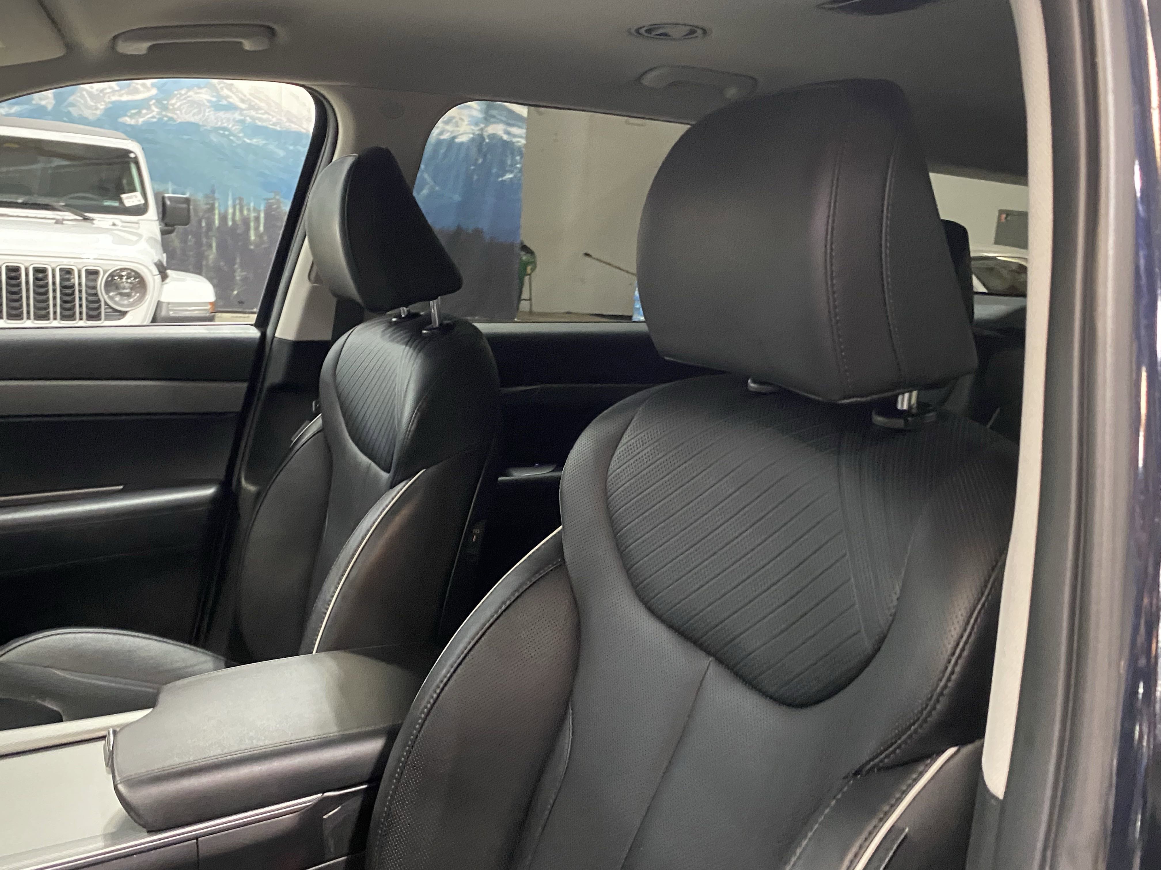 Used 2024 Hyundai Palisade SEL image 17