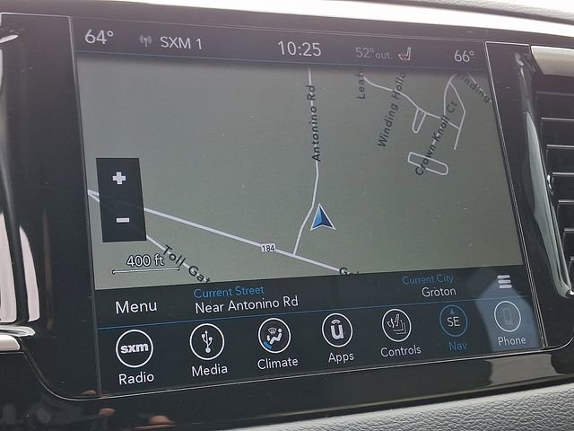 Used 2018 Chrysler Pacifica Touring-L image 17