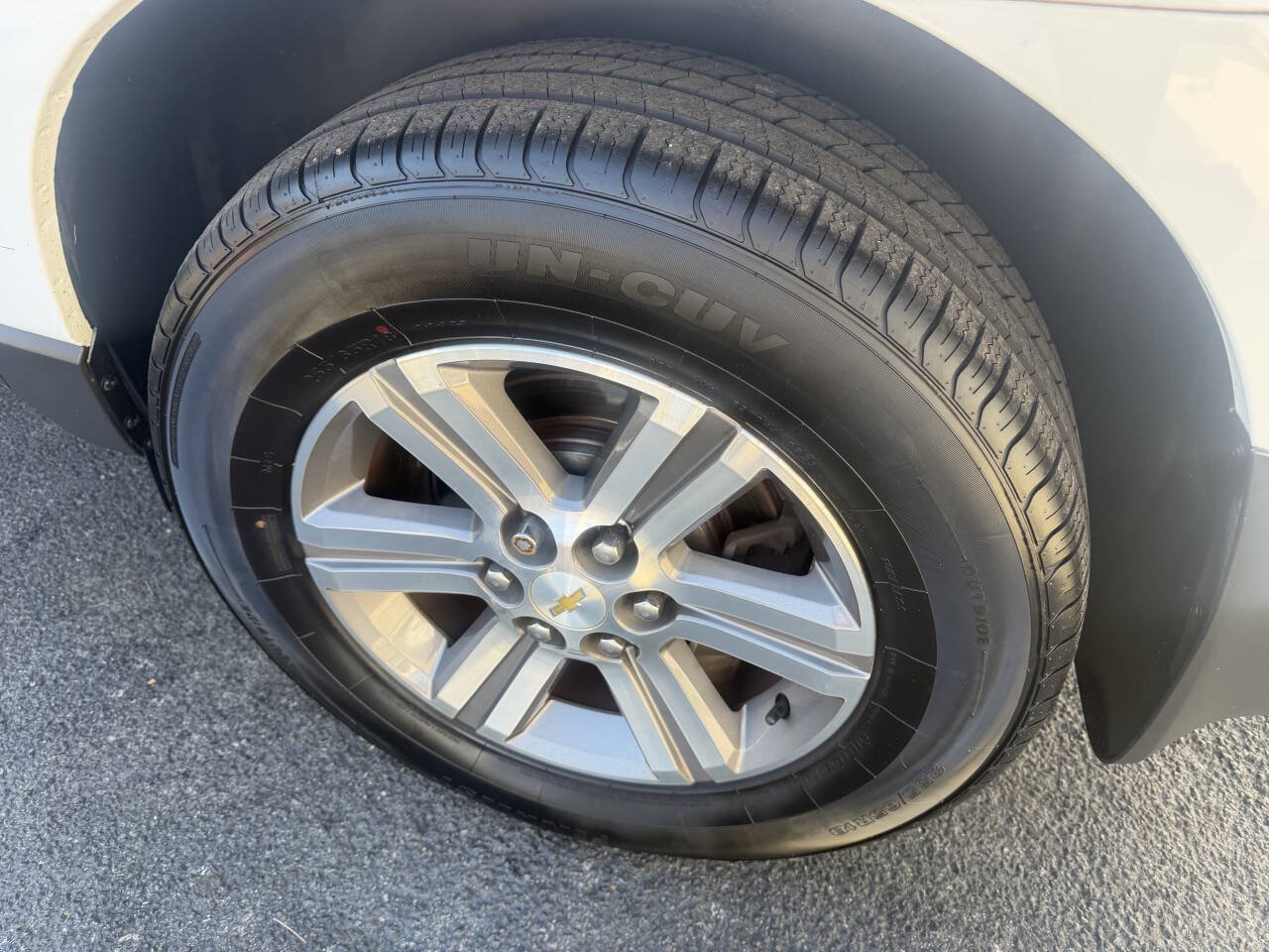 Used 2017 Chevrolet Traverse LS FWD image 16