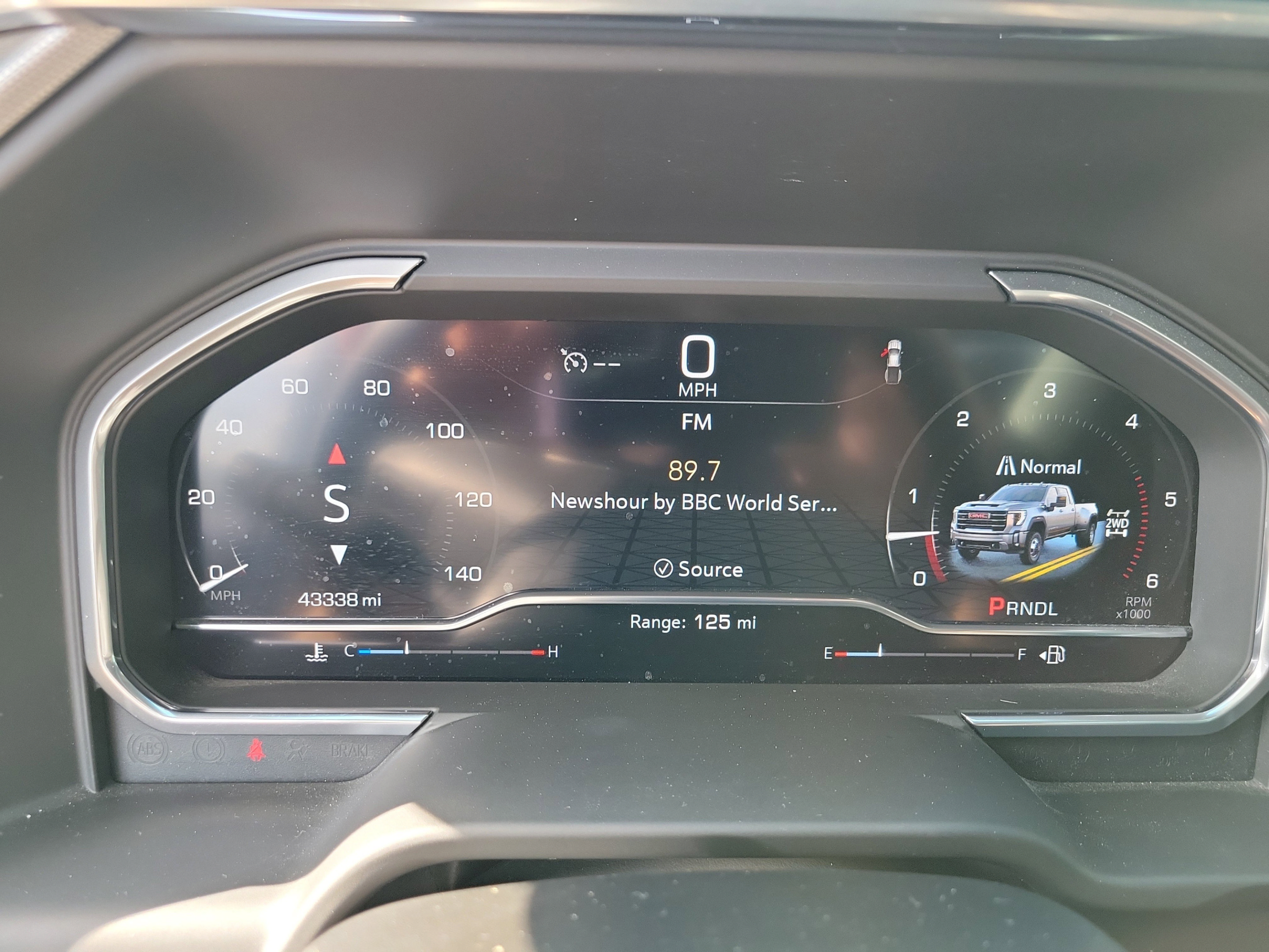 Used 2024 GMC Sierra 3500 Denali AWD/4WD image 18