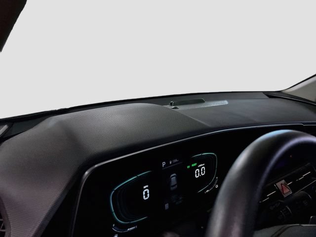 Certified 2023 Kia Niro EX FWD image 9