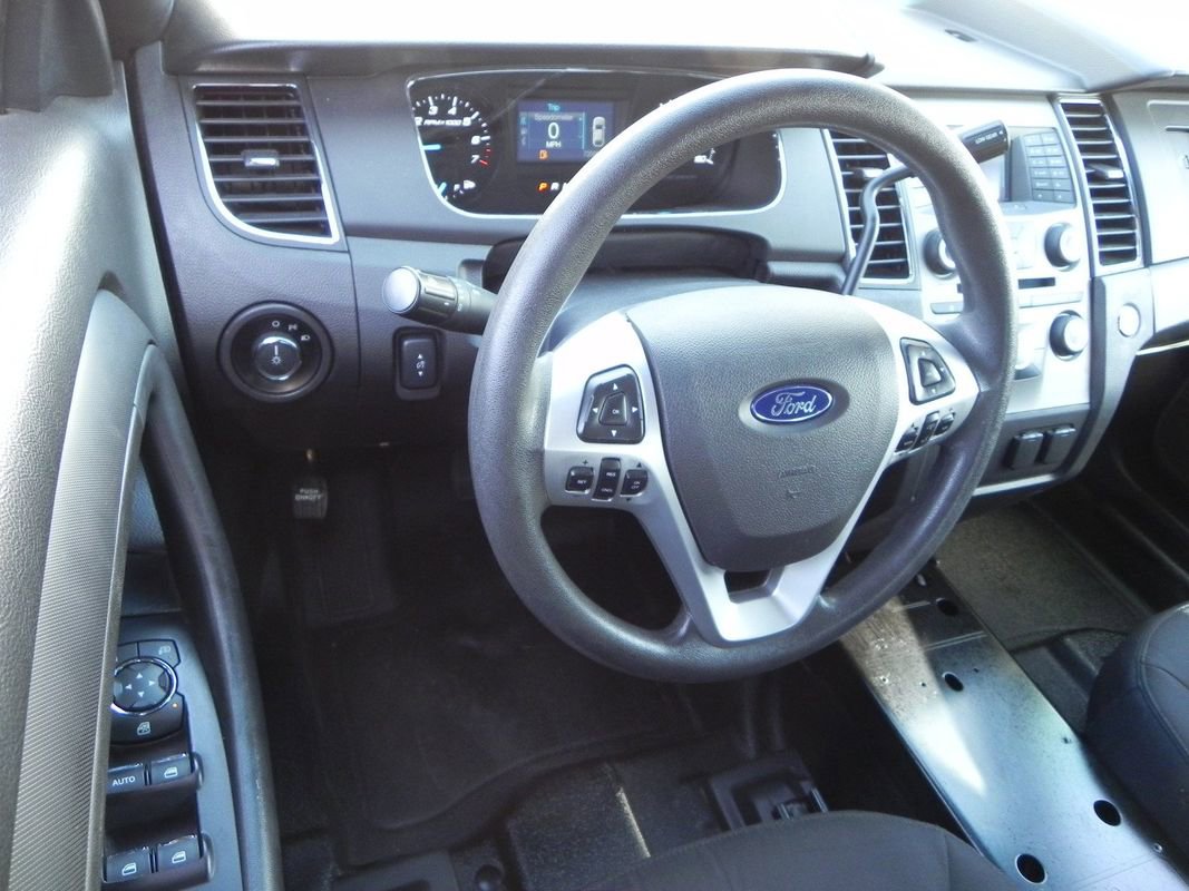 Used 2017 Ford Taurus Police Interceptor image 9