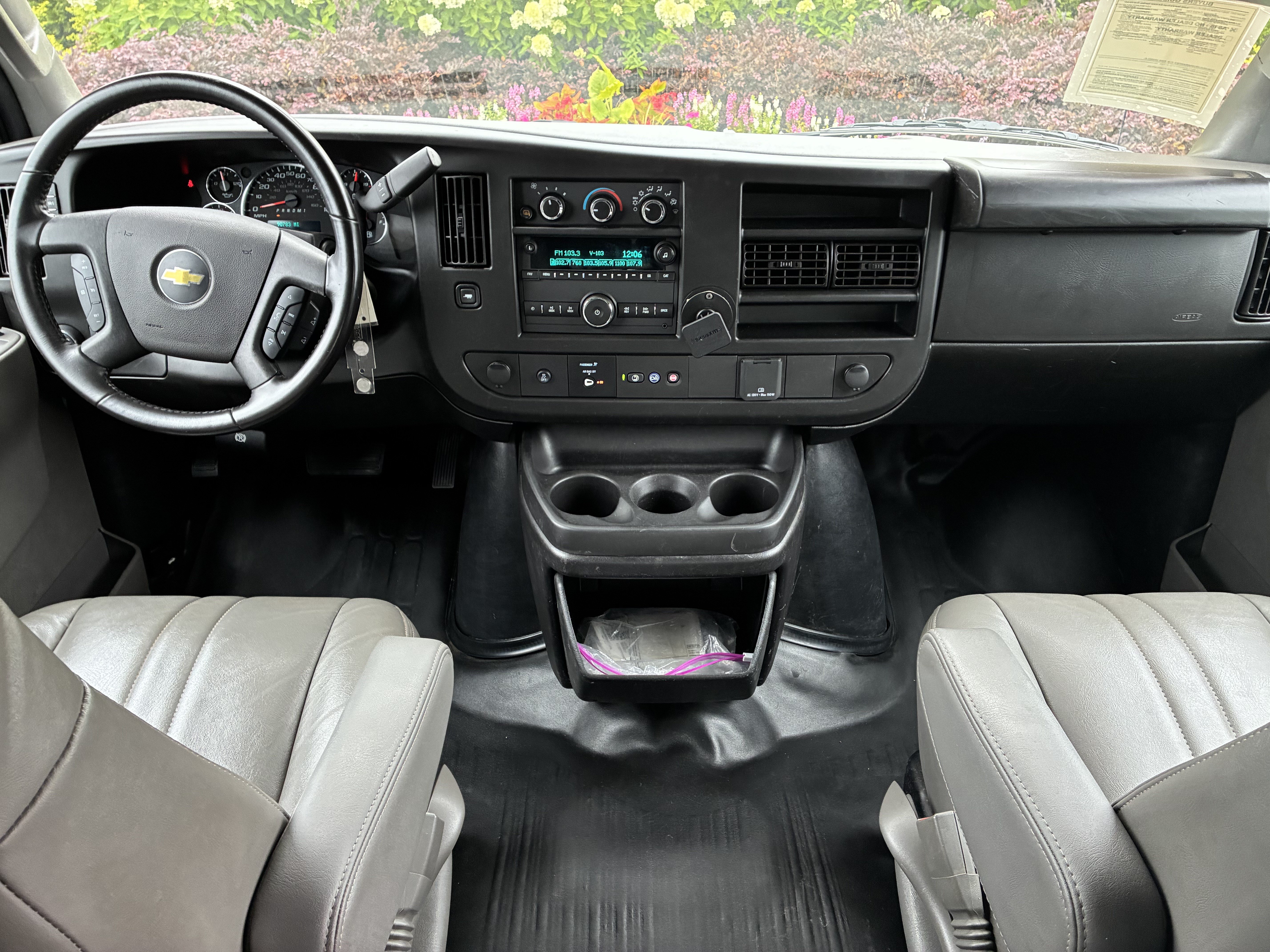 Used 2022 Chevrolet Express 2500 w/ Driver Convenience Package RWD image 21