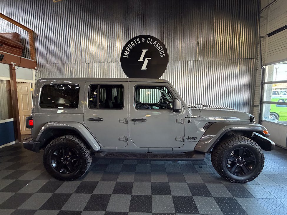 Used 2021 Jeep Wrangler Unlimited Sahara AWD/4WD image 7
