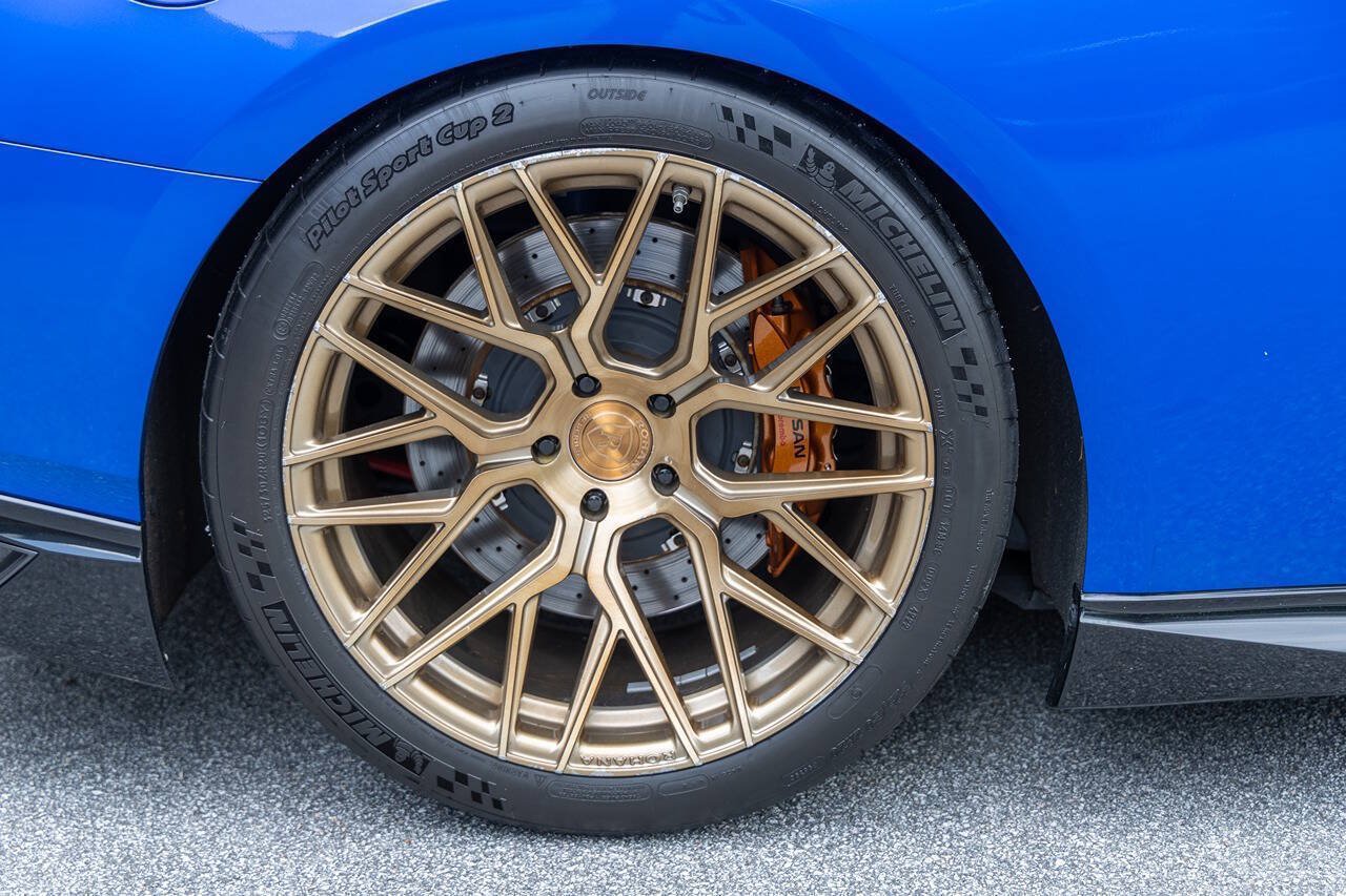 Used 2020 Nissan GT-R Premium AWD/4WD image 18