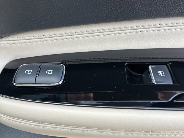 Used 2025 Lincoln Corsair Reserve w/ Equipment Group 202A image 26