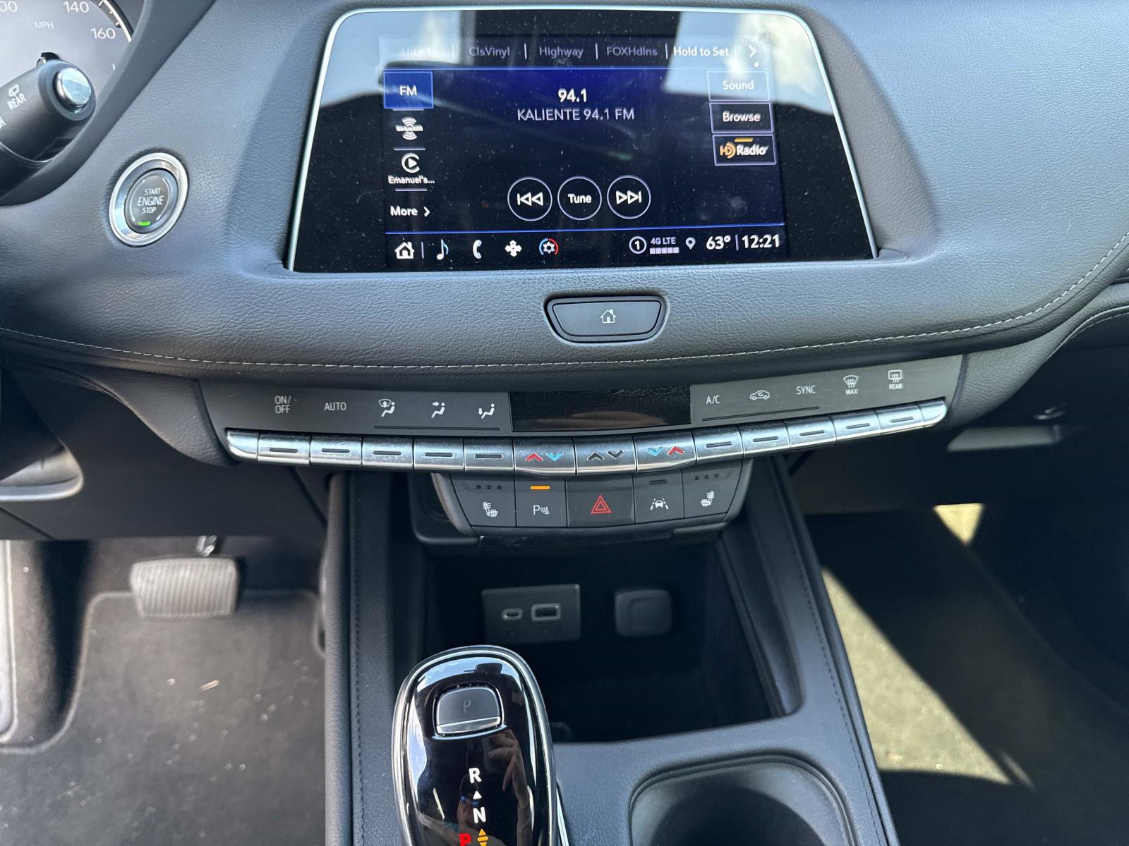 Used 2023 Cadillac XT4 Luxury w/ Cold Weather Package image 26