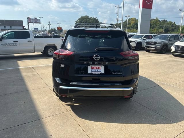 Used 2025 Nissan Rogue Platinum FWD image 6