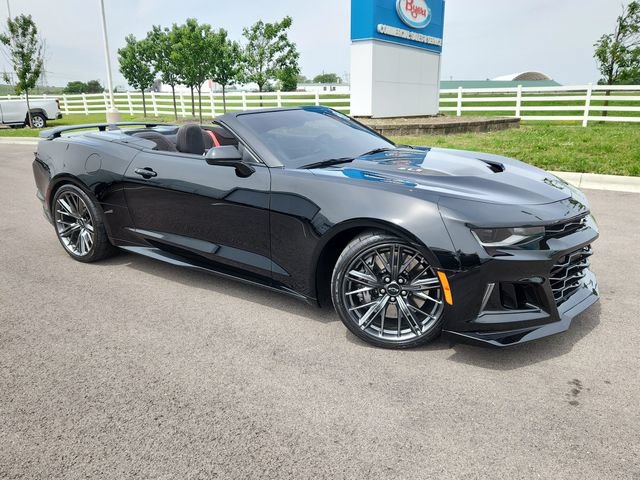 Used 2022 Chevrolet Camaro ZL1 RWD image 46