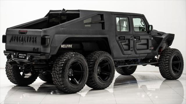 Used 2025 Jeep Gladiator Sport image 7