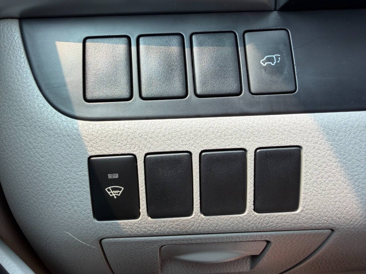 Used 2015 Toyota Highlander XLE AWD/4WD image 18