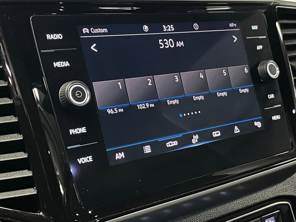 Used 2023 Volkswagen Atlas Cross Sport SEL R-Line image 28