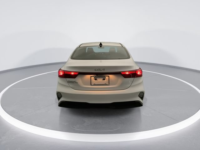Used 2023 Kia Forte LXS FWD image 5