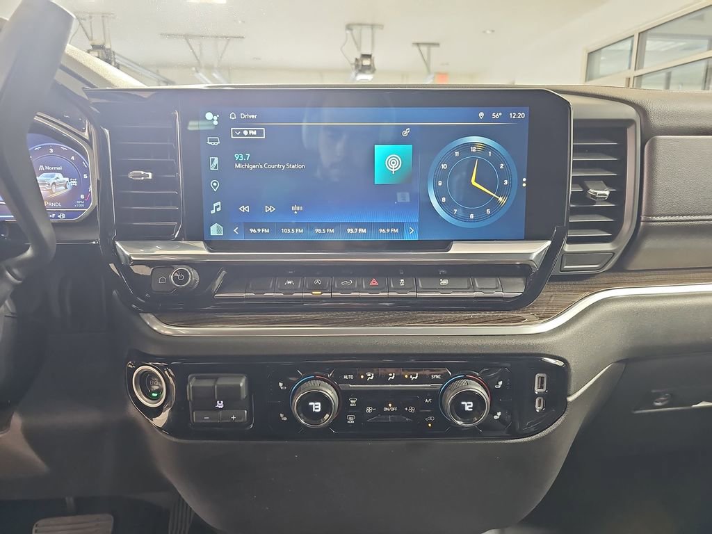 Certified 2023 Chevrolet Silverado 1500 LT image 25