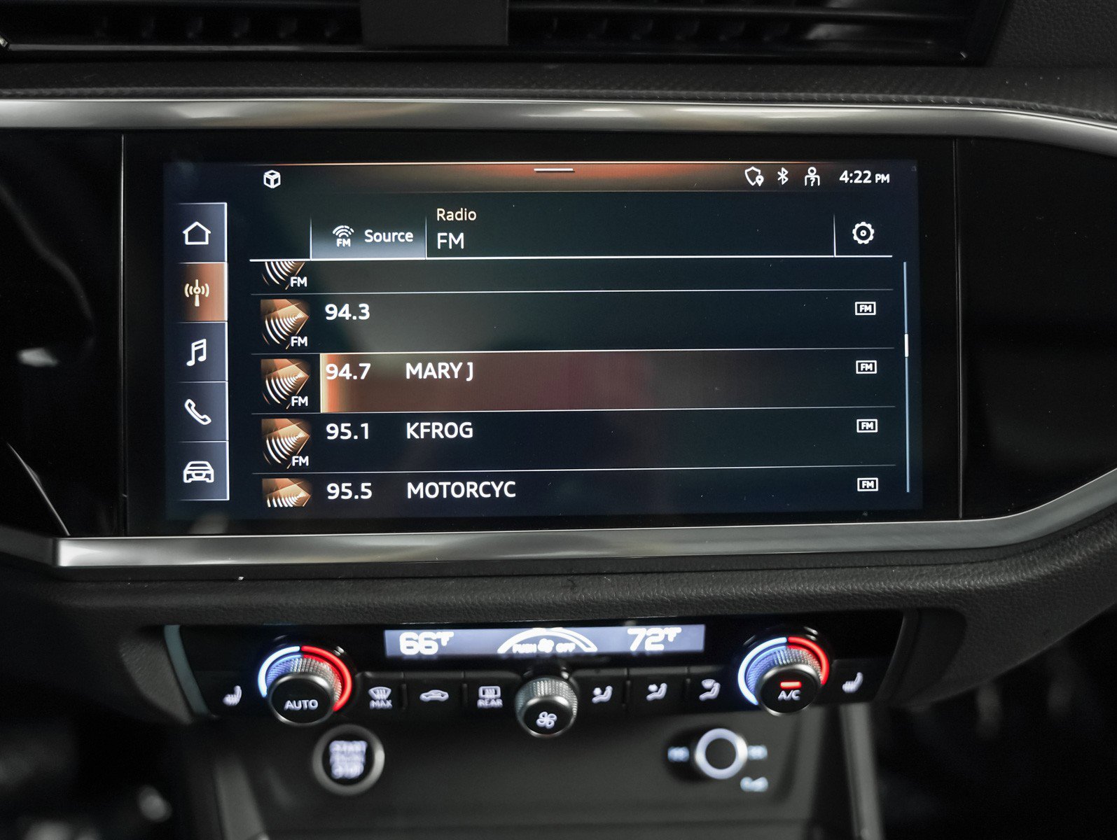 Certified 2023 Audi Q3 2.0T Premium w/ Black Optic Sport Package image 21