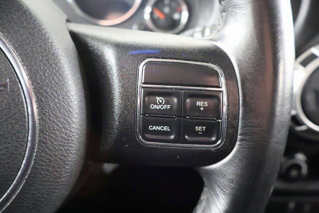 Used 2018 Jeep Wrangler Unlimited Sahara image 19