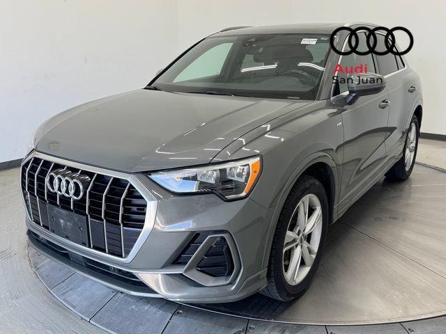 Used 2020 Audi Q3 2.0T Premium w/ Convenience Package AWD/4WD image 3
