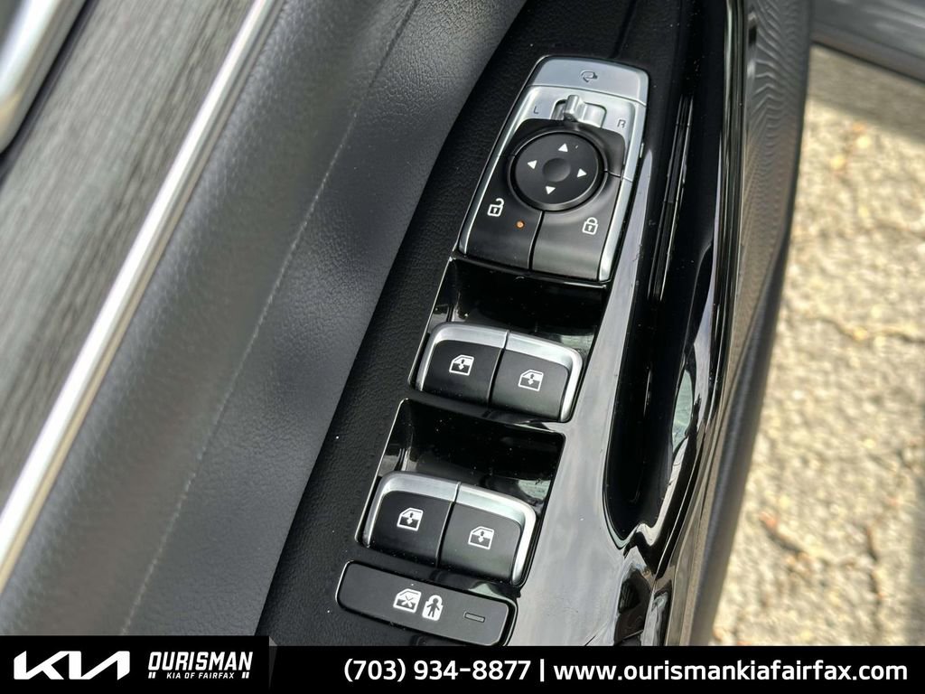Used 2025 Kia K5 EX image 19