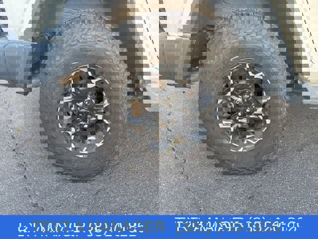 Used 2019 Jeep Wrangler Unlimited Sahara image 11