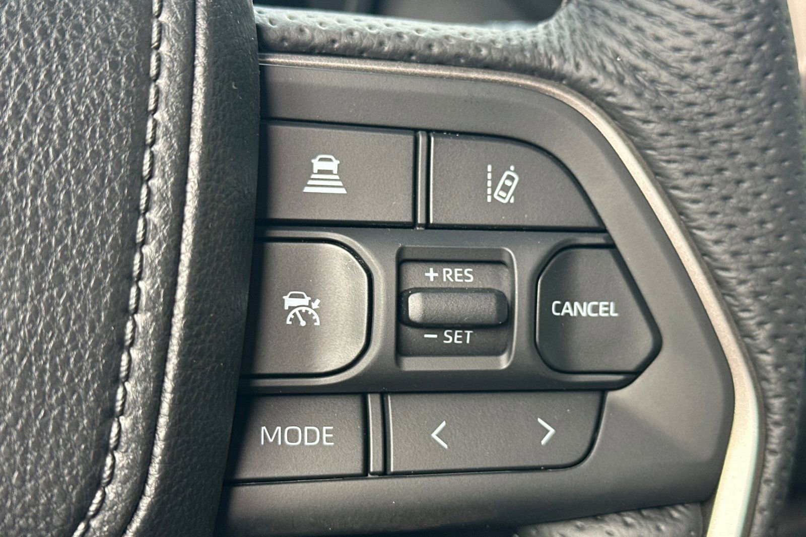 New 2026 Toyota Tundra Limited AWD/4WD image 27