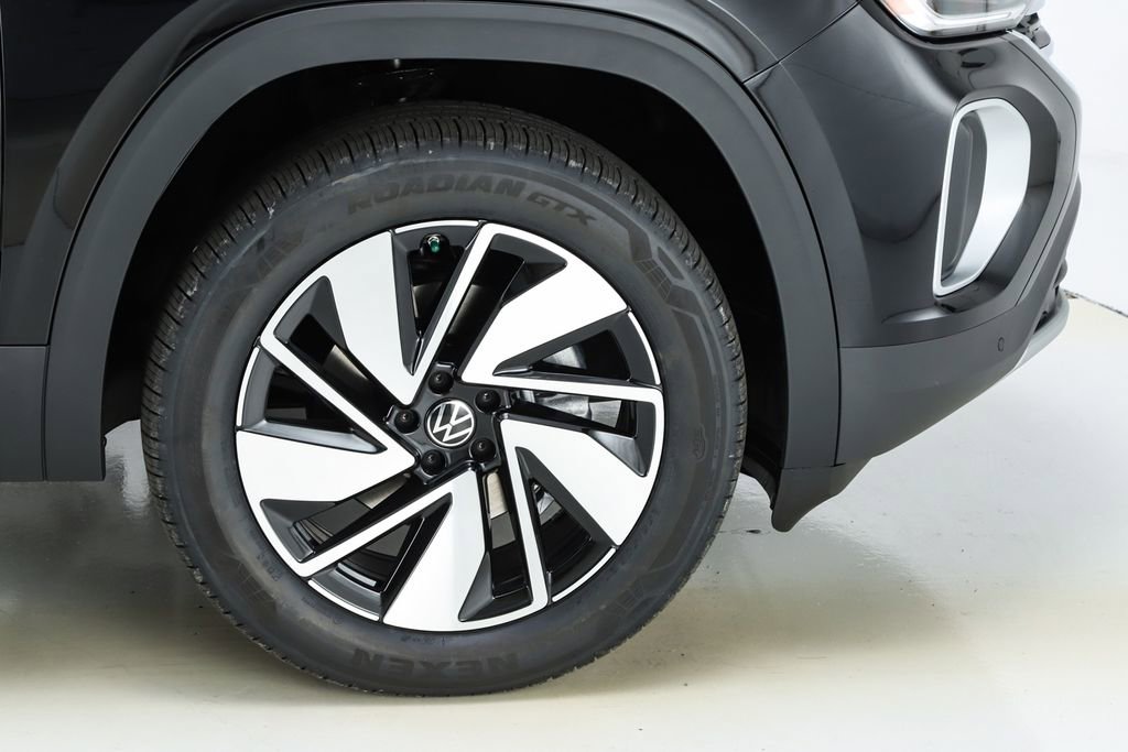 New 2026 Volkswagen Atlas SE image 14