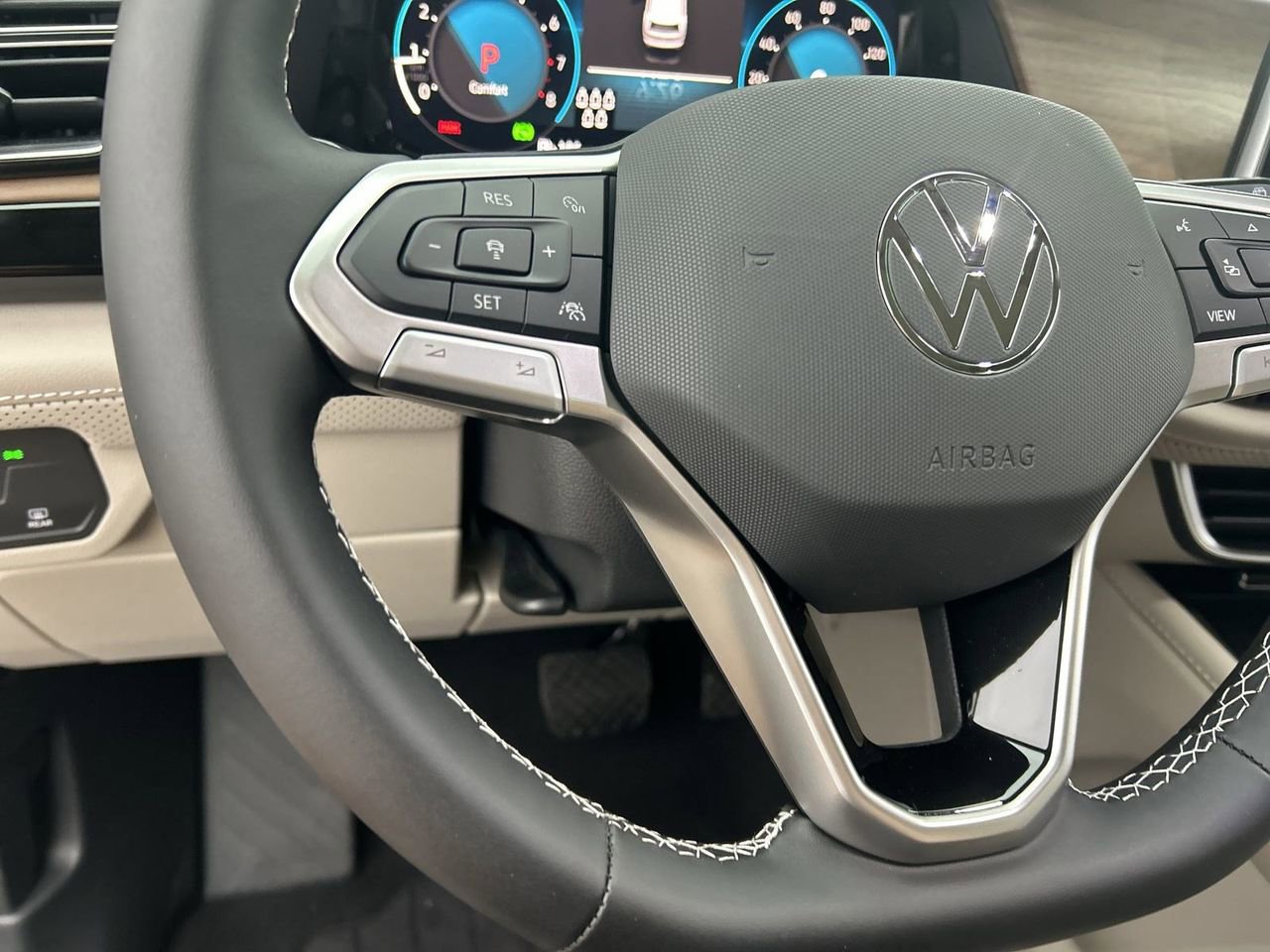 New 2026 Volkswagen Atlas SE image 20