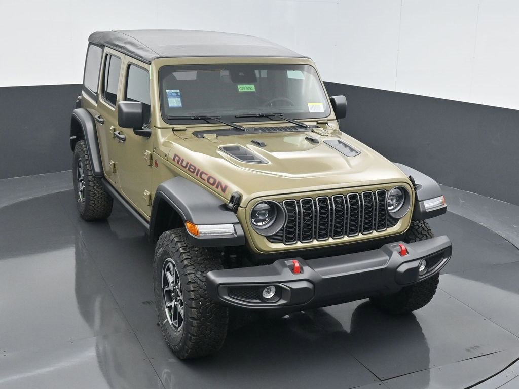 Certified 2025 Jeep Wrangler Unlimited Rubicon w/ Technology Group image 35