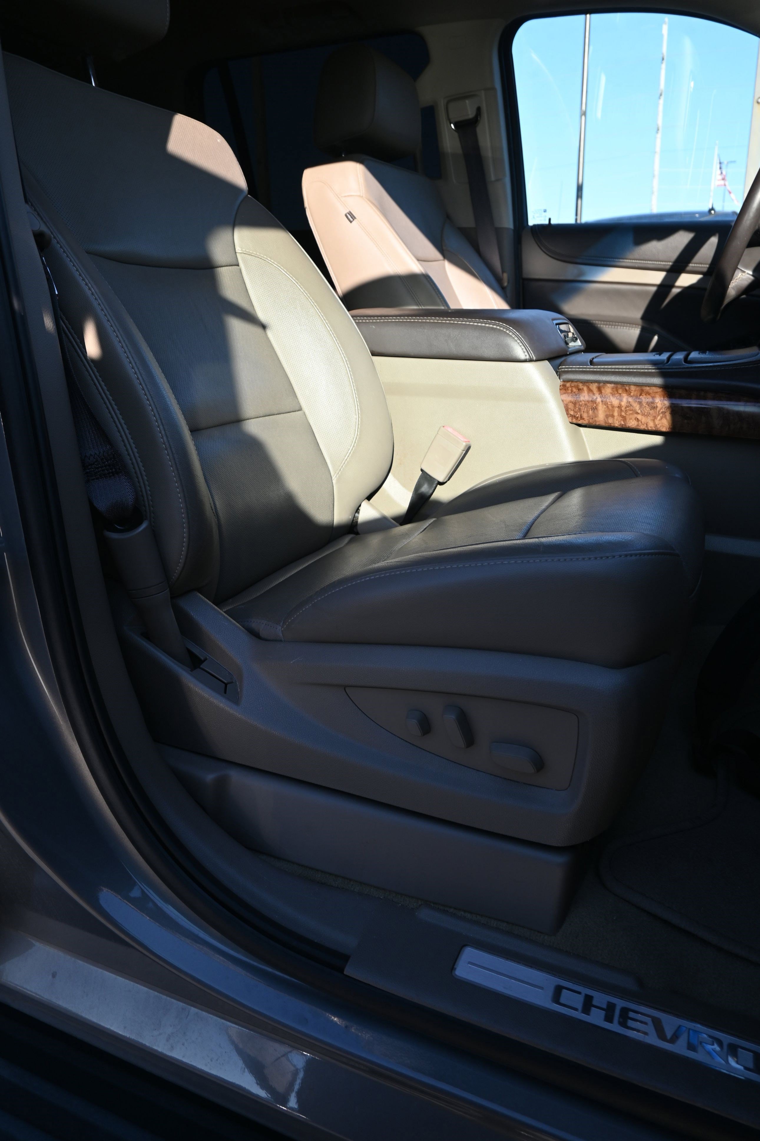 Used 2017 Chevrolet Tahoe Premier image 33