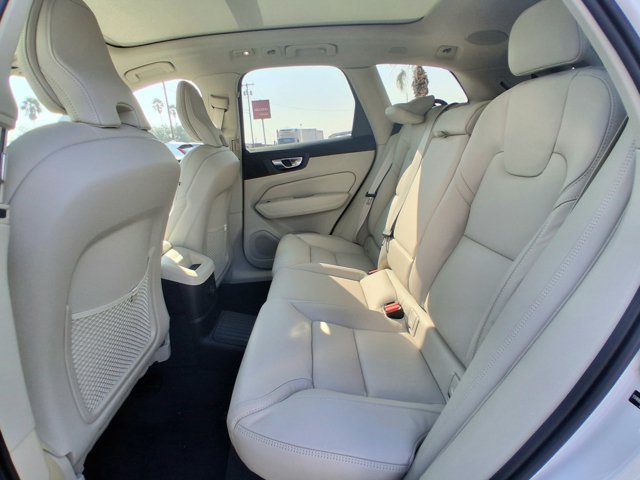 New 2026 Volvo XC60 T8 Ultra w/ Protection Package Premier AWD/4WD image 16
