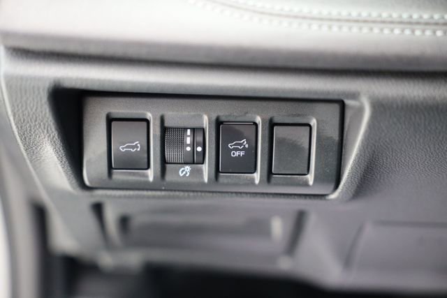 Certified 2025 Subaru Outback Limited image 20
