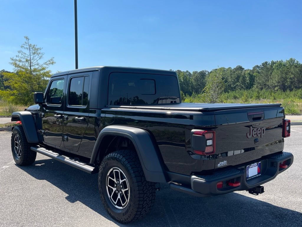 Certified 2025 Jeep Gladiator Rubicon w/ Convenience Group AWD/4WD image 19