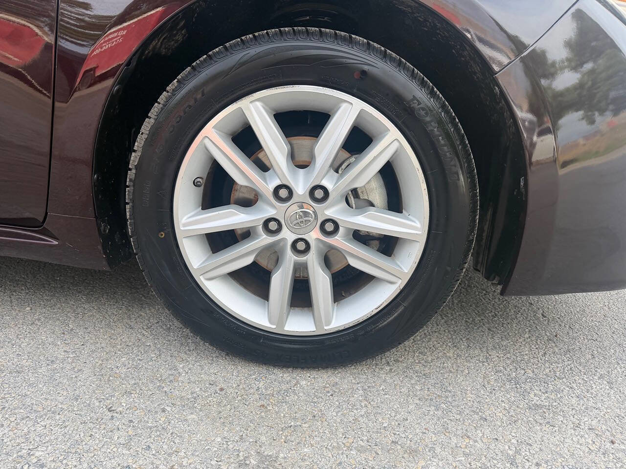 Used 2013 Toyota Avalon XLE Premium image 30