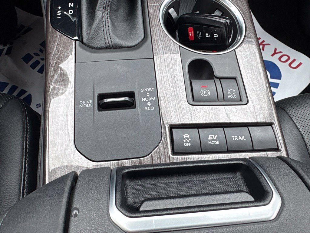 Used 2021 Toyota Highlander Platinum AWD/4WD image 24