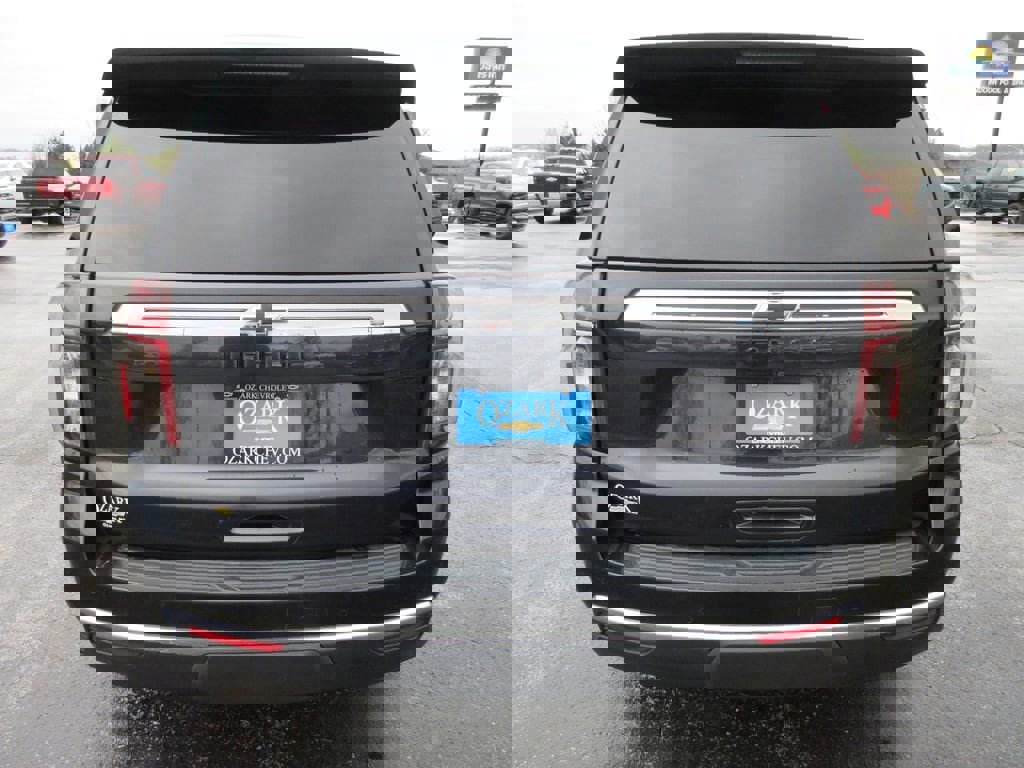 Used 2023 Chevrolet Tahoe LS RWD image 4