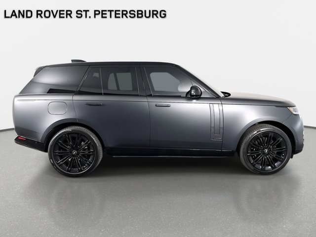 Certified 2025 Land Rover Range Rover Autobiography image 4