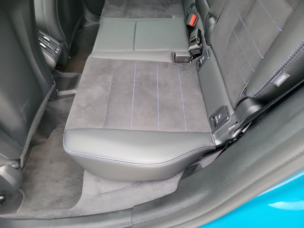 Certified 2025 BMW X1 xDrive28i w/ M Sport Package image 18