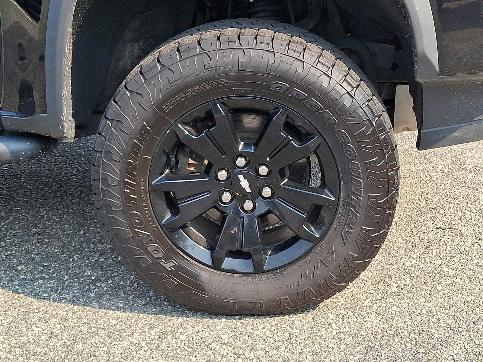 Certified 2021 Chevrolet Colorado ZR2 w/ ZR2 Midnight Special Edition AWD/4WD image 8