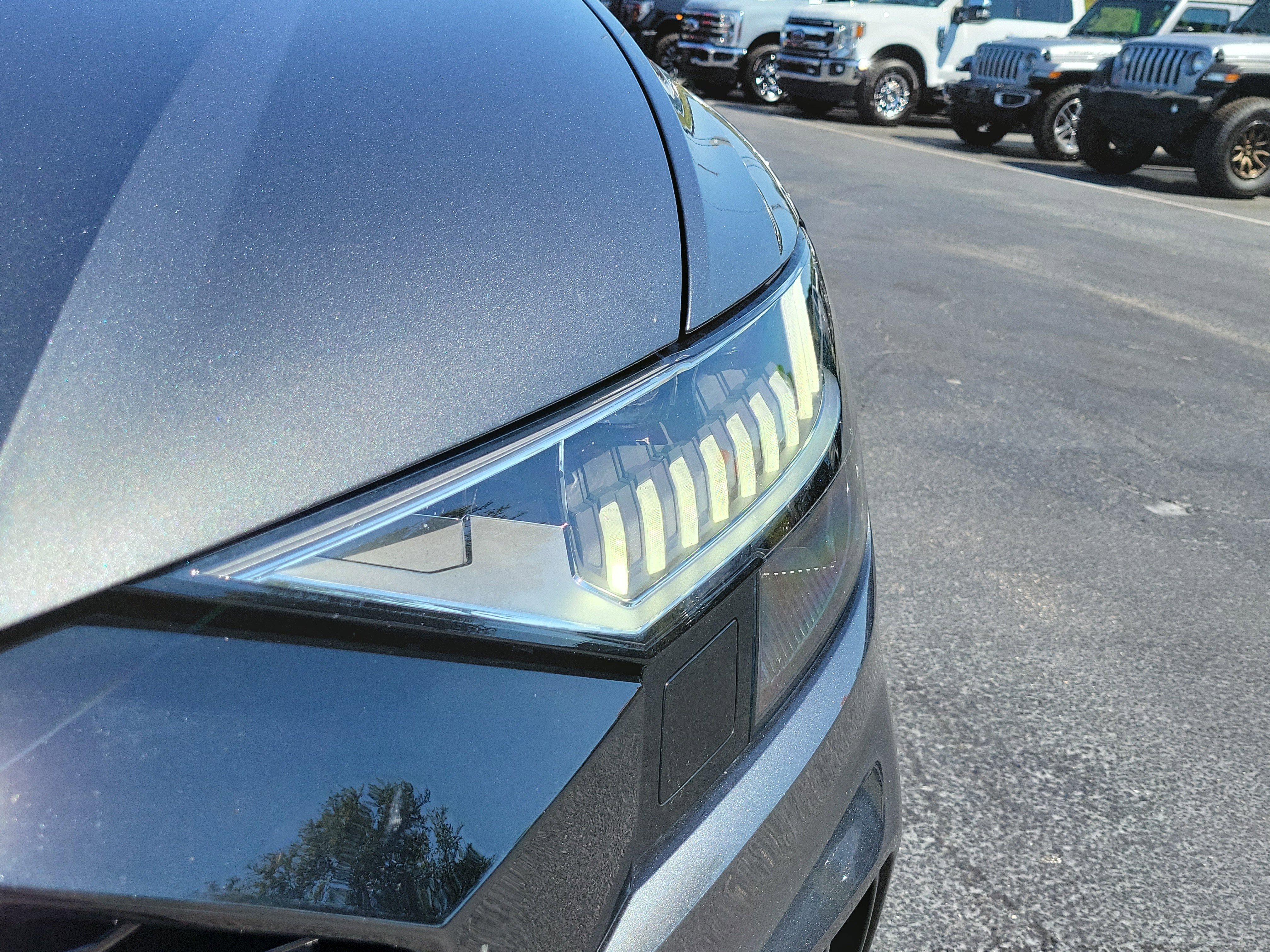 Used 2022 Audi SQ8 Prestige image 3