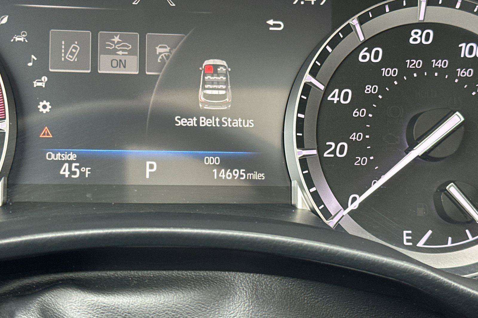 Used 2022 Toyota Highlander XLE image 27