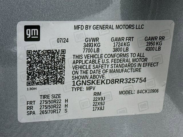 Used 2024 Chevrolet Suburban RST w/ Luxury Package AWD/4WD image 36
