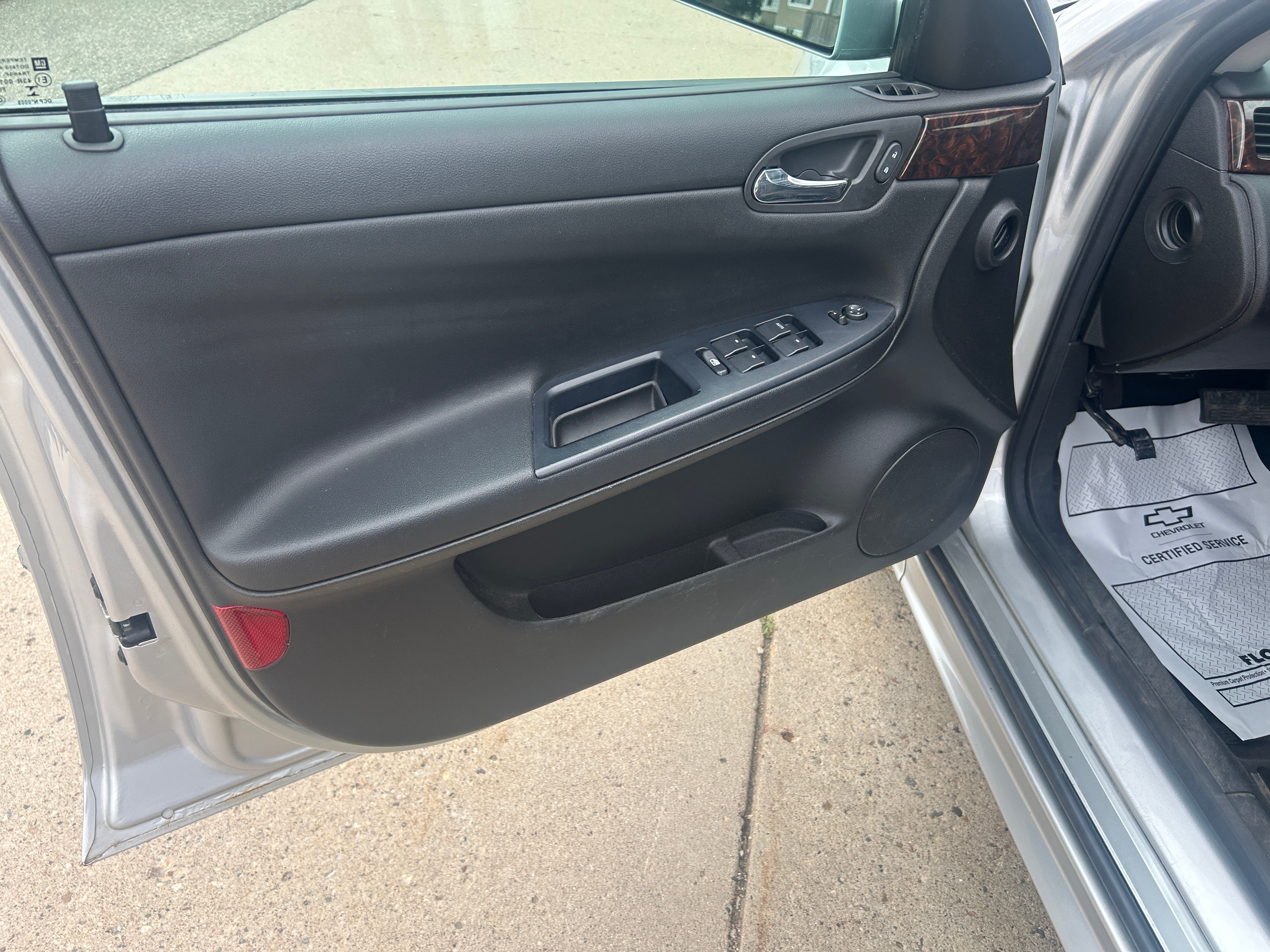 Used 2016 Chevrolet Impala Limited LS FWD image 13