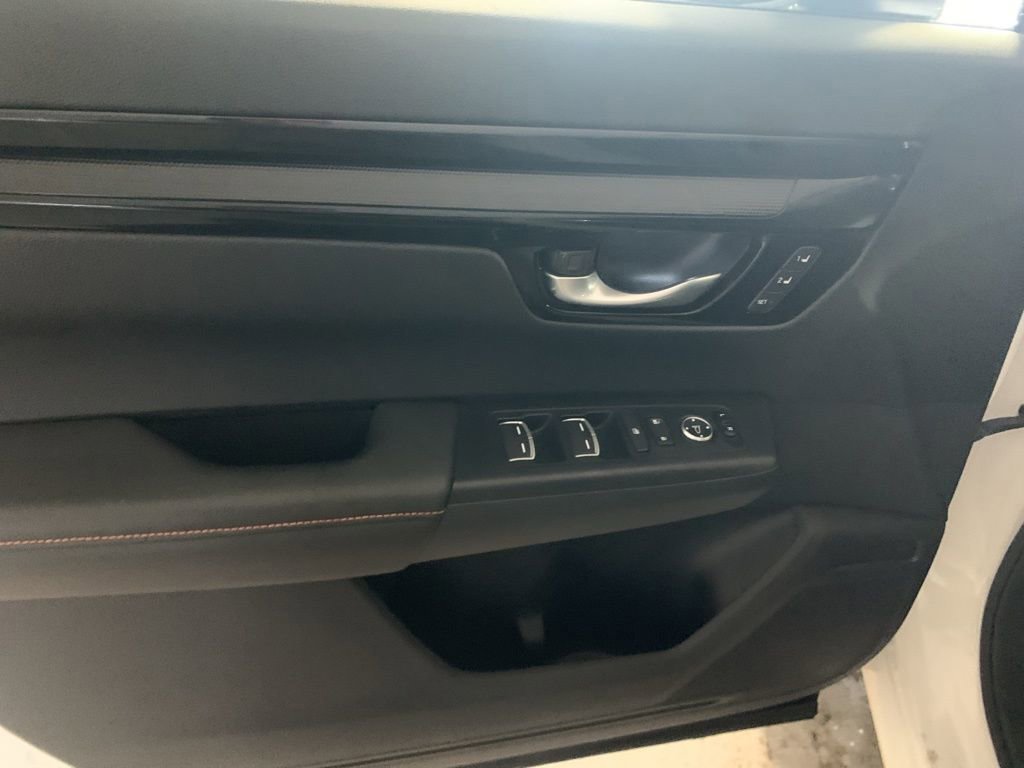 Used 2024 Honda CR-V Sport Touring image 12