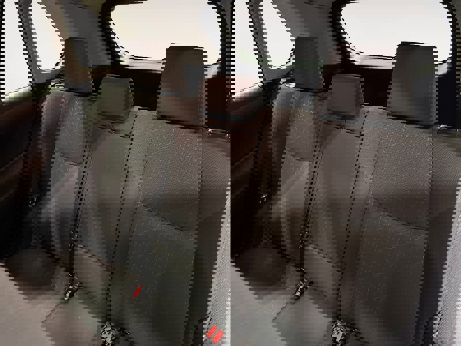 Used 2019 Toyota RAV4 XLE w/ Convenience Package image 14