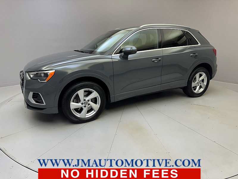 Used 2020 Audi Q3 2.0T Premium w/ Convenience Package AWD/4WD video 1