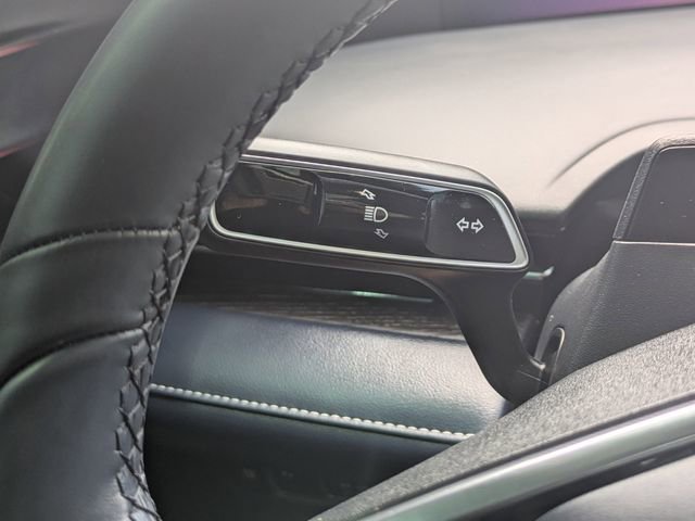 Used 2025 Lincoln Nautilus Reserve image 24