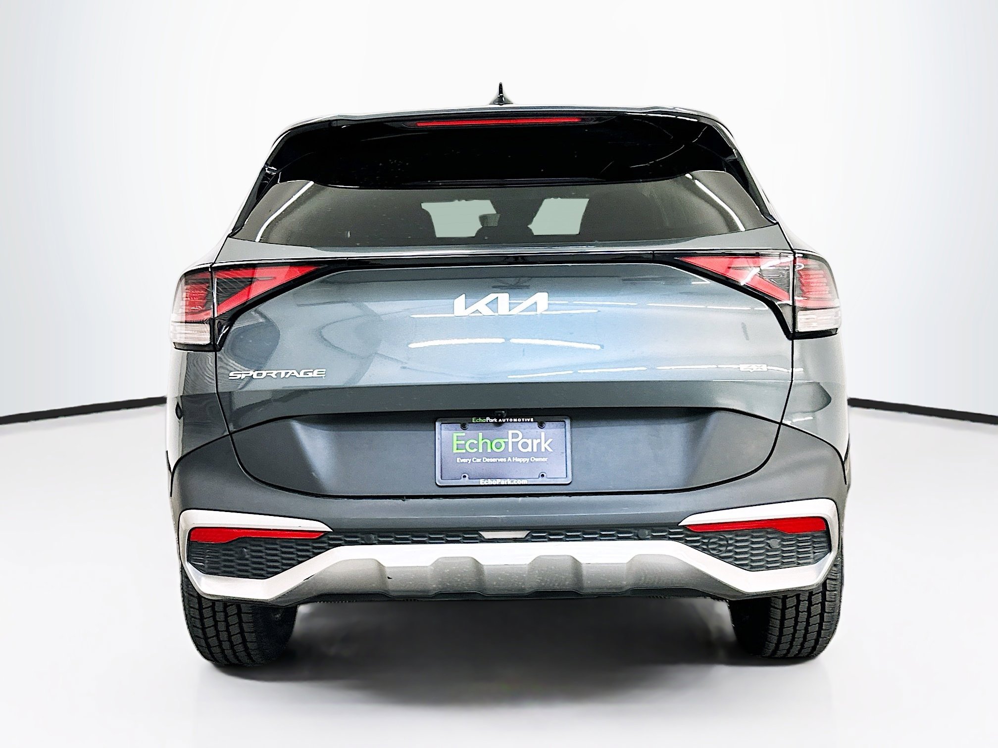 Used 2024 Kia Sportage LX image 7