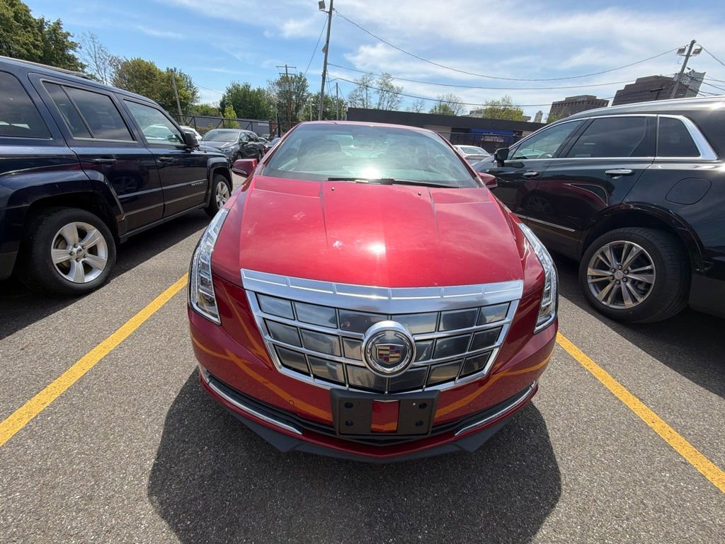 Used 2014 Cadillac ELR w/ Luxury Package FWD image 2