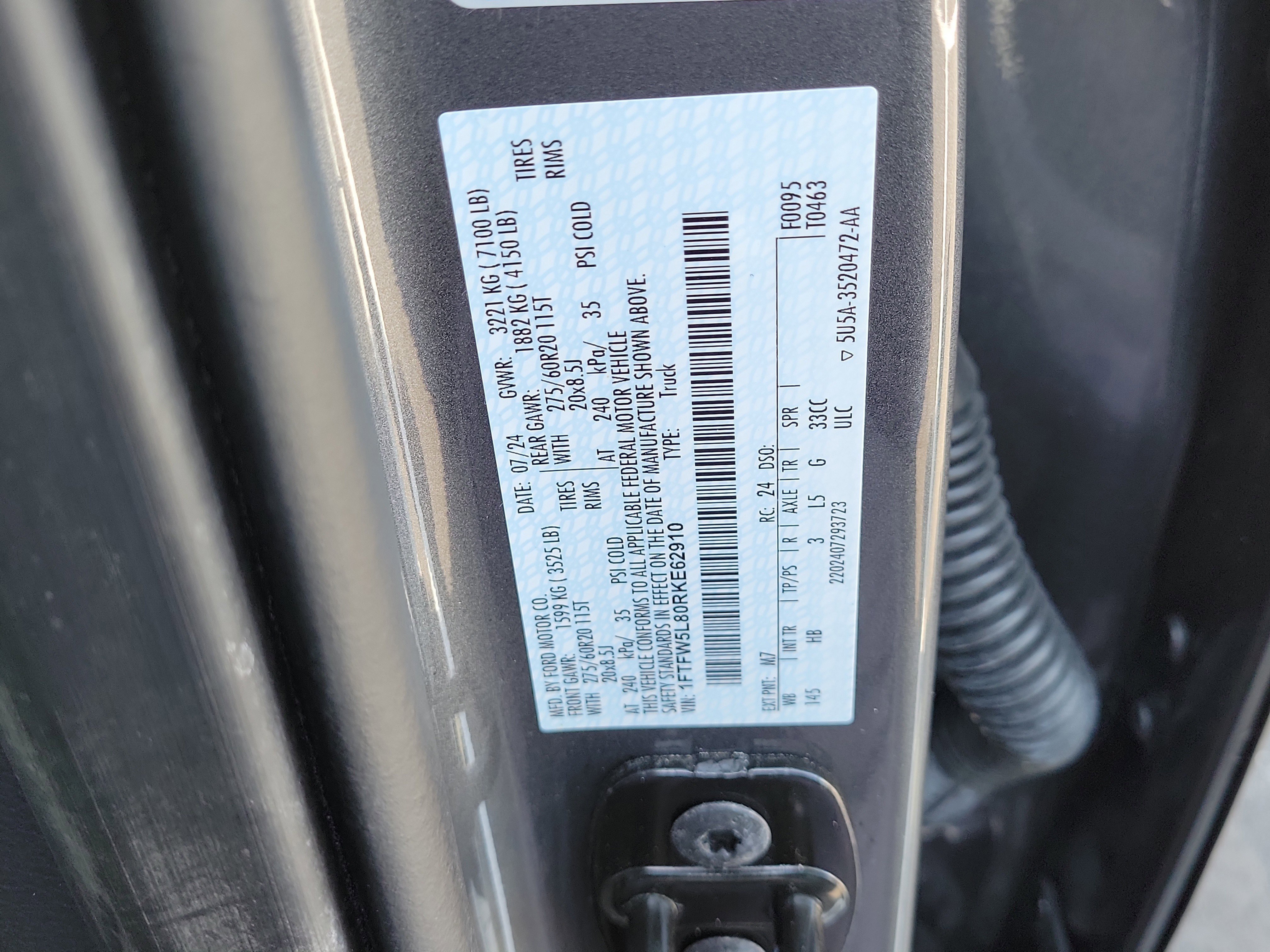 Used 2024 Ford F150 Lariat w/ FX4 Off-Road Package image 30